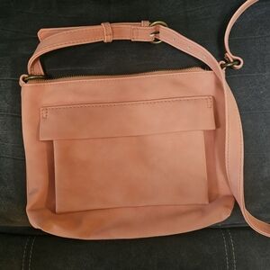 Universal threads purse